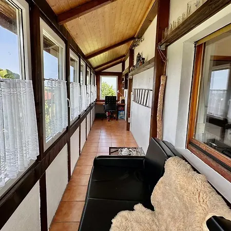 Werner Mit 5 Schlafzimmern, Sauna & Naturidylle *